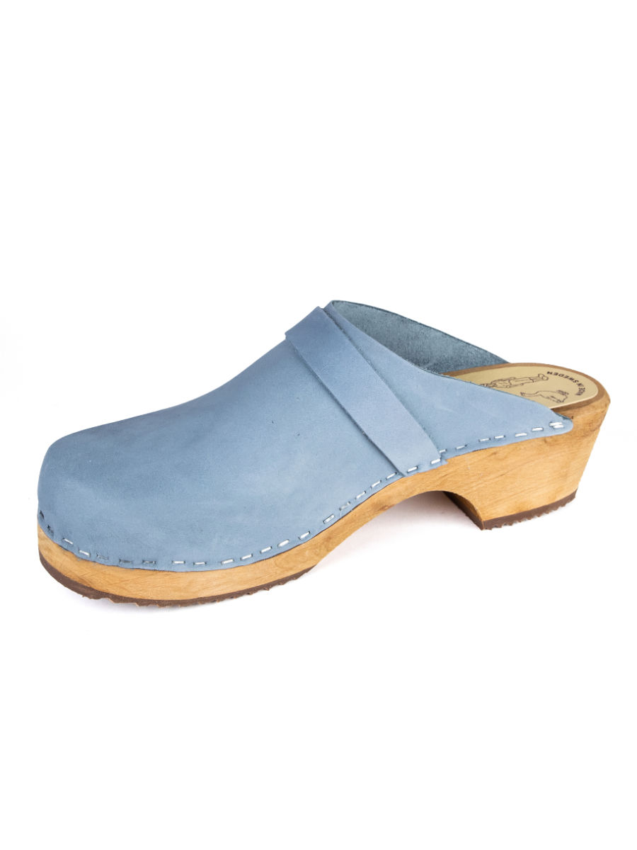 Light best sale blue clogs